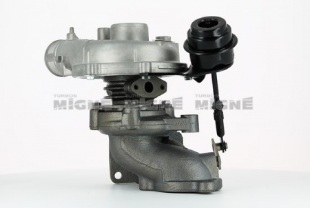 Turbo neuf comprenant :