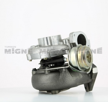 Turbo neuf comprenant :