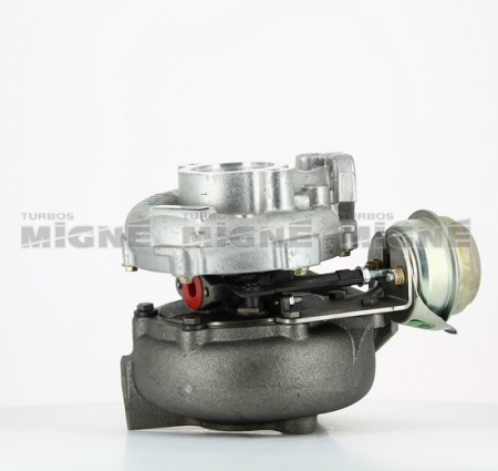 Turbo neuf comprenant :