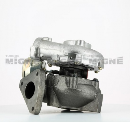 Turbo neuf comprenant :