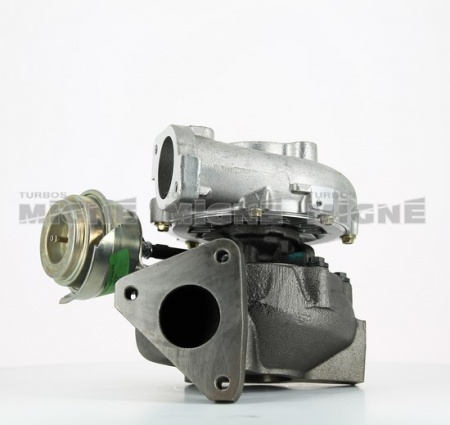 Turbo neuf comprenant :