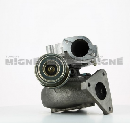 Turbo neuf comprenant :