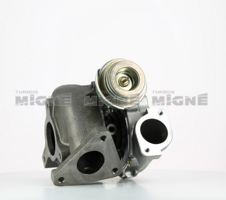 Turbo neuf comprenant :