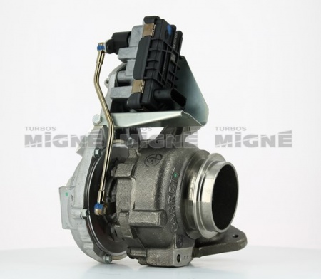 Turbo neuf comprenant :