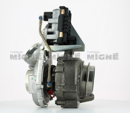 Turbo neuf comprenant :