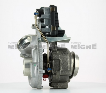 Turbo neuf comprenant :