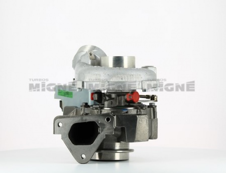 Turbo neuf comprenant :