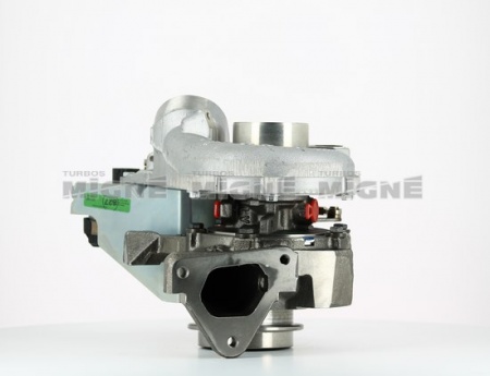 Turbo neuf comprenant :