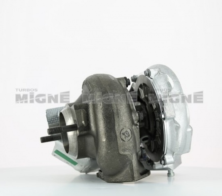 Turbo neuf comprenant :