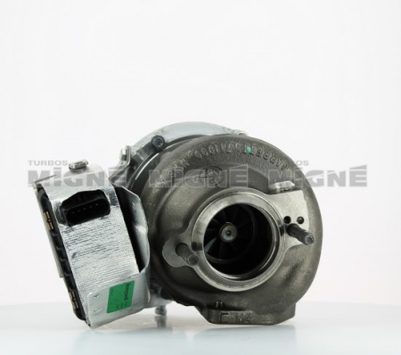 Turbo neuf comprenant :