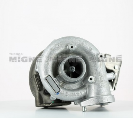 Turbo neuf comprenant :