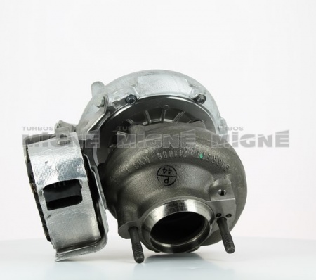 Turbo neuf comprenant :