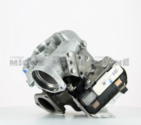 Turbo neuf comprenant :