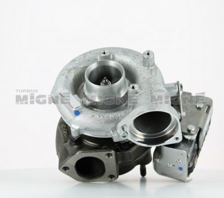 Turbo neuf comprenant :