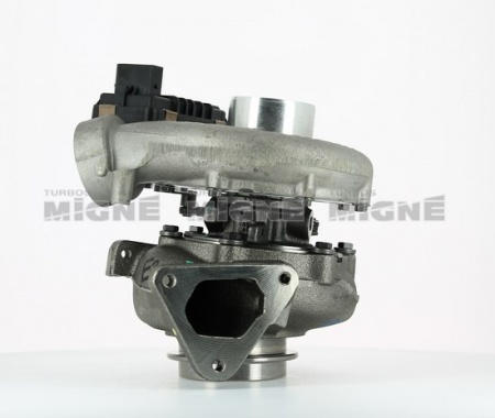 Turbo neuf comprenant :