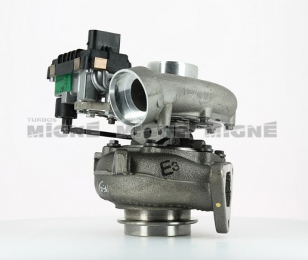 Turbo neuf comprenant :