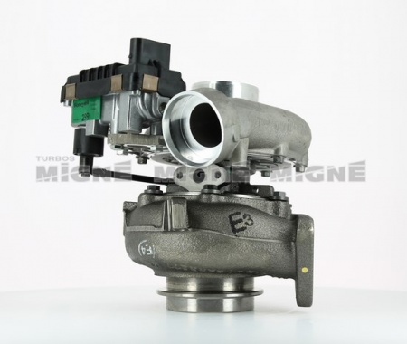 Turbo neuf comprenant :