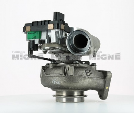 Turbo neuf comprenant :