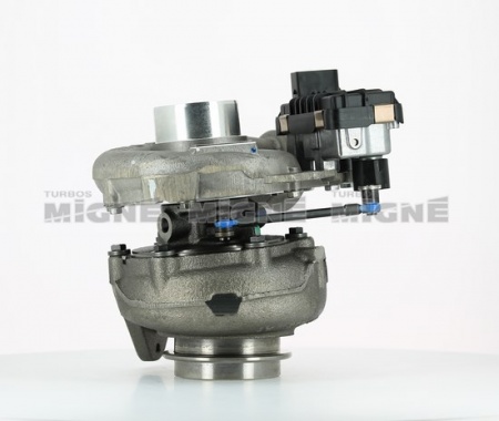 Turbo neuf comprenant :