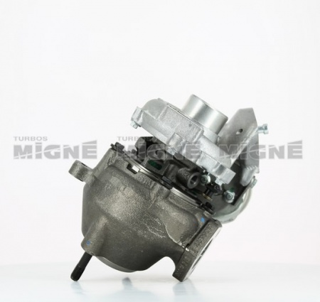 Turbo neuf comprenant :