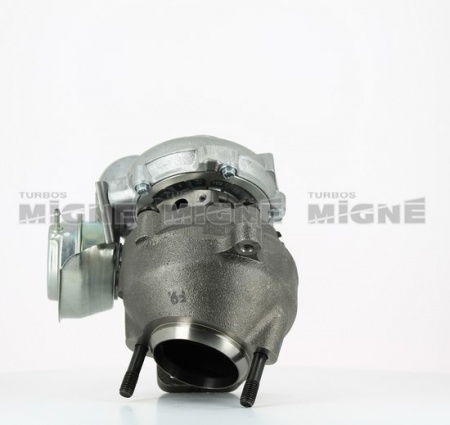 Turbo neuf comprenant :