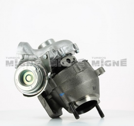 Turbo neuf comprenant :