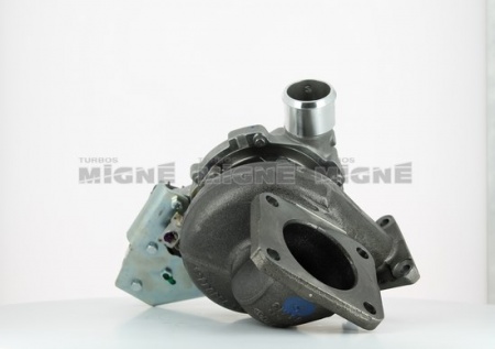 Turbo neuf comprenant :