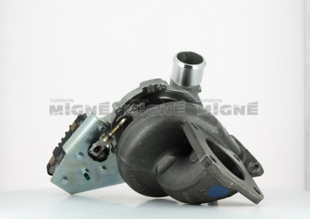 Turbo neuf comprenant :