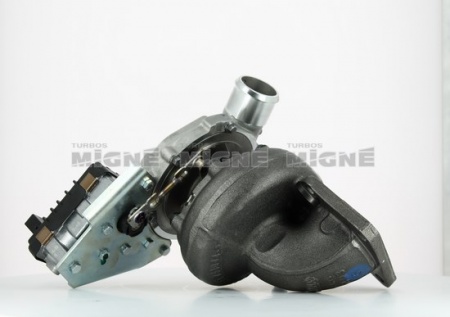 Turbo neuf comprenant :