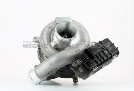 Turbo neuf comprenant :