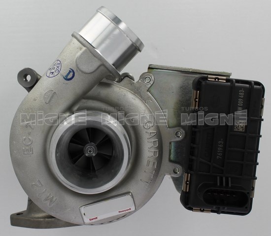 Turbo neuf comprenant :