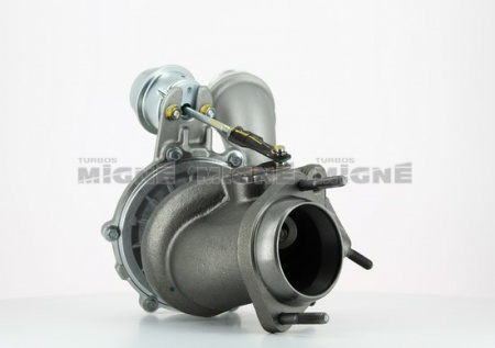 Turbo neuf comprenant :