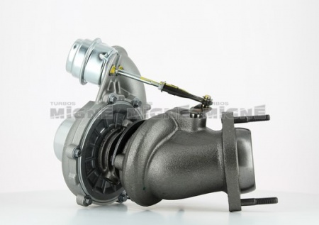 Turbo neuf comprenant :