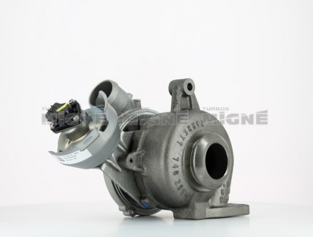 Turbo neuf comprenant :