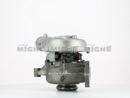 Turbo neuf comprenant :