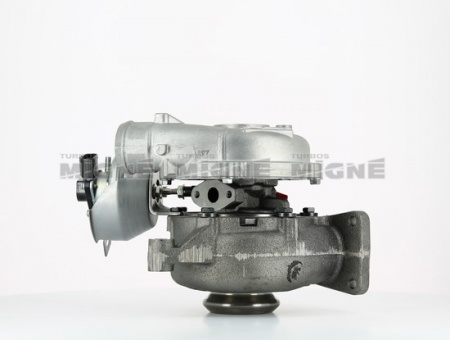 Turbo neuf comprenant :