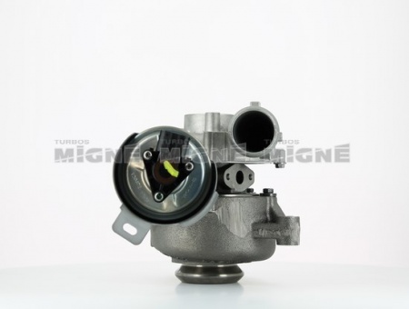 Turbo neuf comprenant :