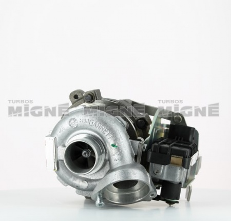 Turbo neuf comprenant :