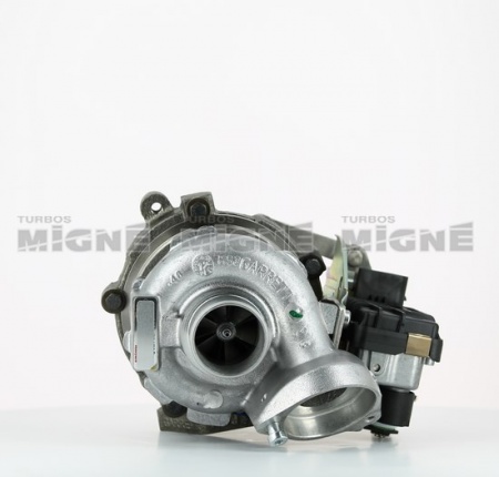 Turbo neuf comprenant :