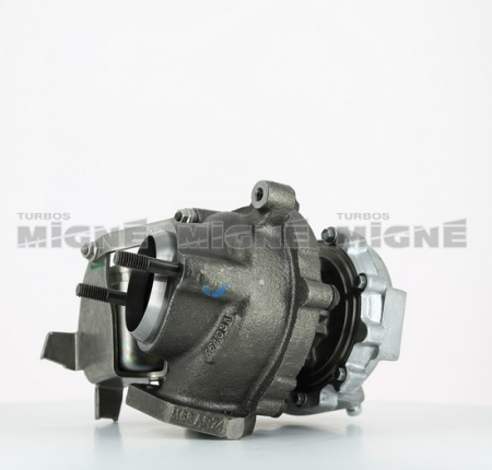 Turbo neuf comprenant :