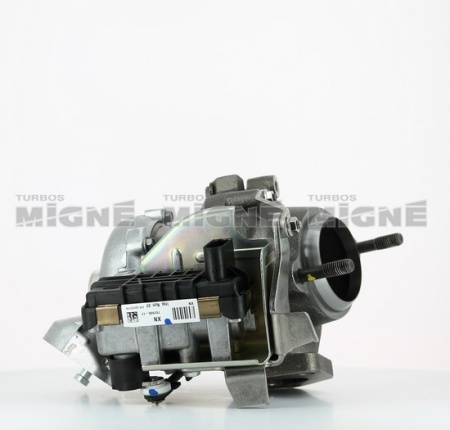 Turbo neuf comprenant :