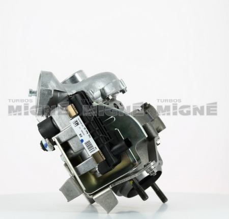 Turbo neuf comprenant :