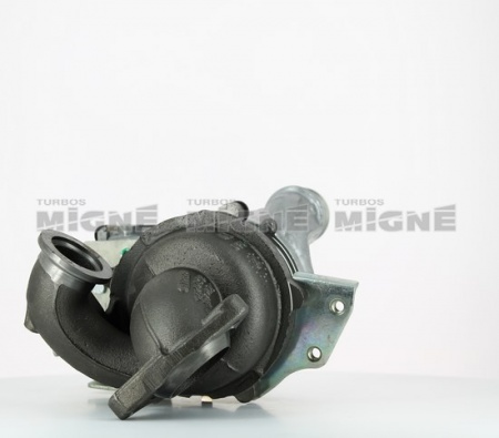 Turbo neuf comprenant :