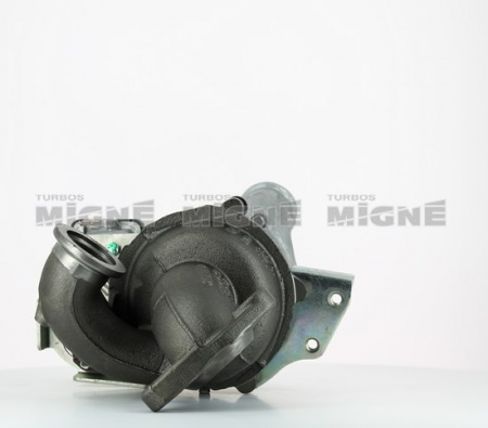 Turbo neuf comprenant :