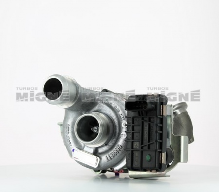 Turbo neuf comprenant :