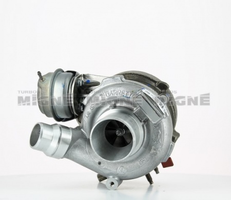 Turbo neuf comprenant :