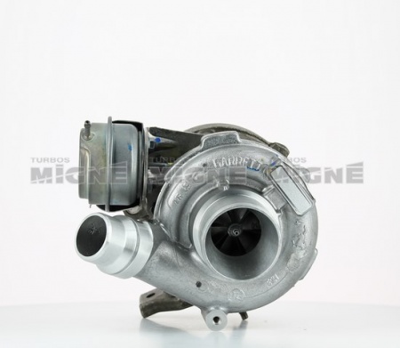 Turbo neuf comprenant :