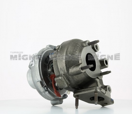 Turbo neuf comprenant :