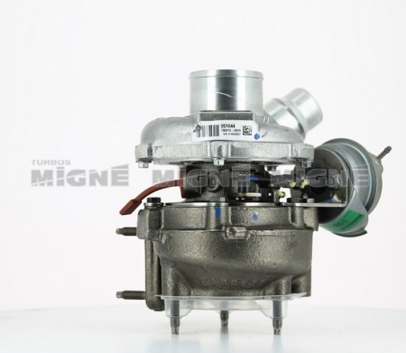 Turbo neuf comprenant :