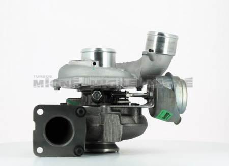 Turbo neuf comprenant :